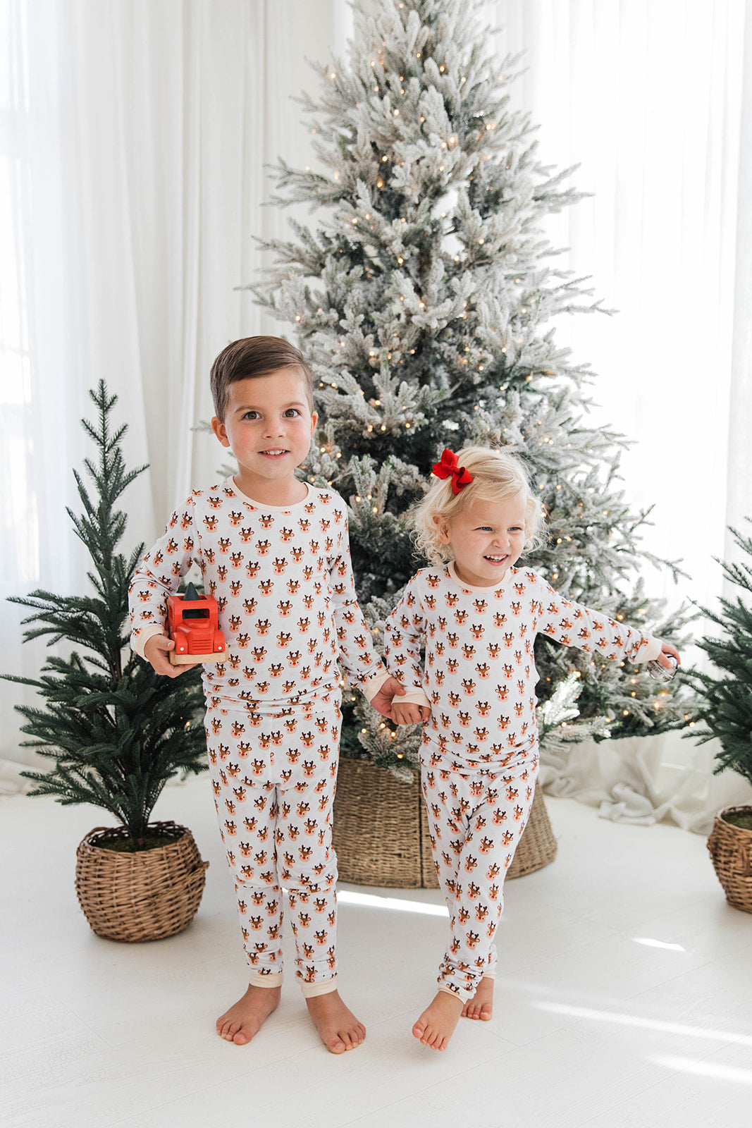 Two Piece Set in Rudolph