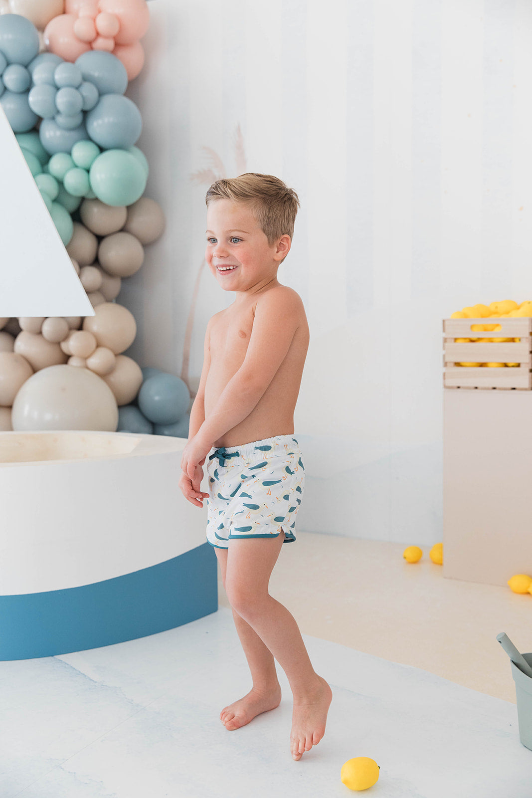 Seaside Short - Capri Sky