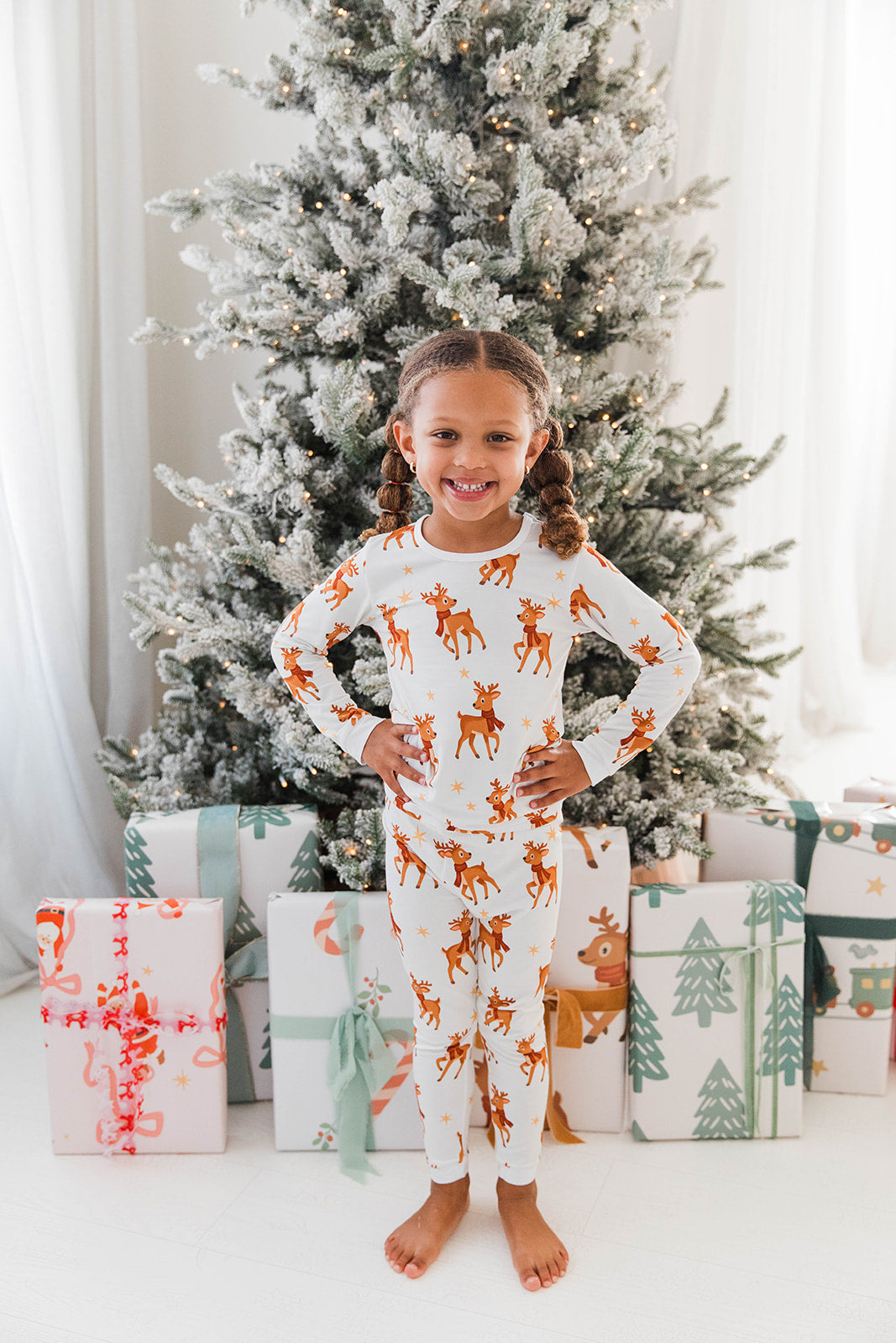 Two Piece Set in Reindeer Run