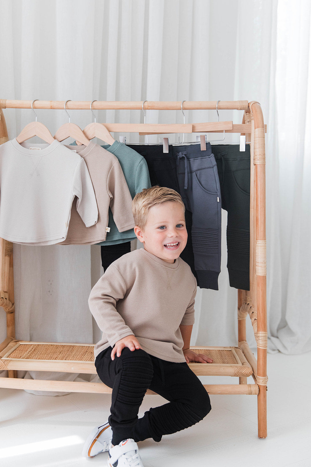 Moto Jogger - Black