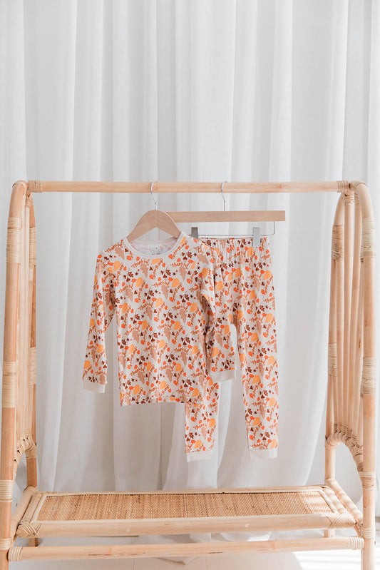 Two Piece Set in Maple Magic