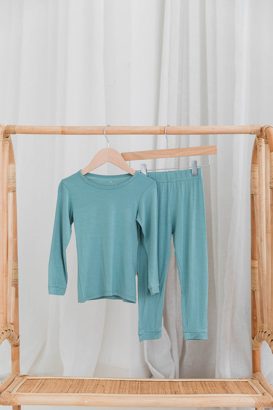 Two Piece Set in Sea