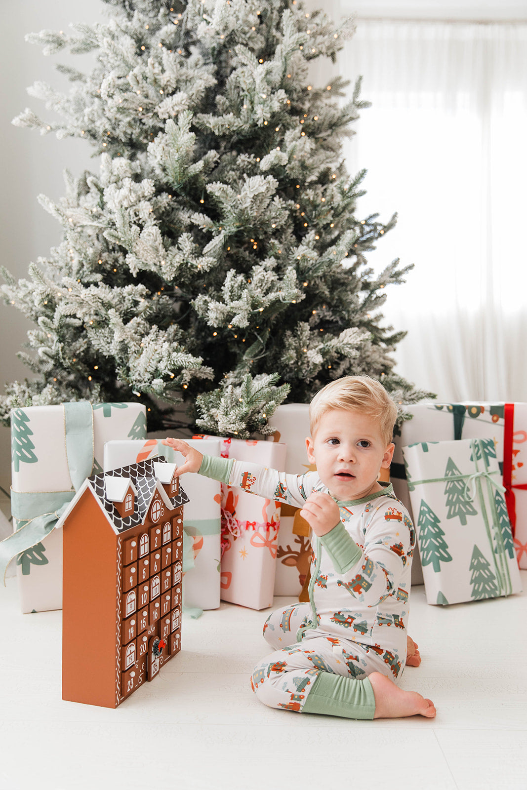 Zippered Romper in Polar Express